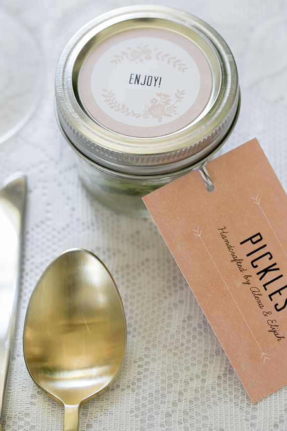 Design your own wedding suite with Makr | Photo by Scott Clark Photo | 100 Layer Cake