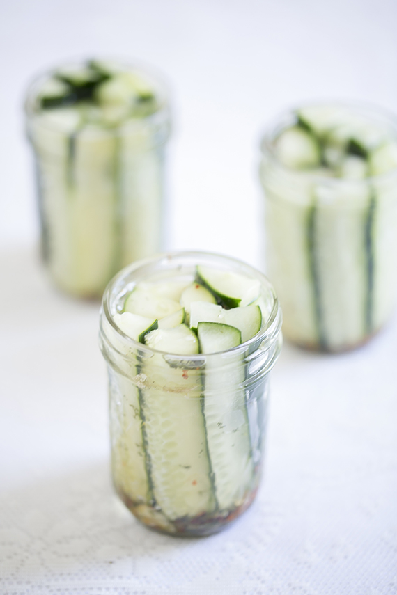 Design your own wedding suite with Makr | Photo by Scott Clark Photo | 100 Layer Cake