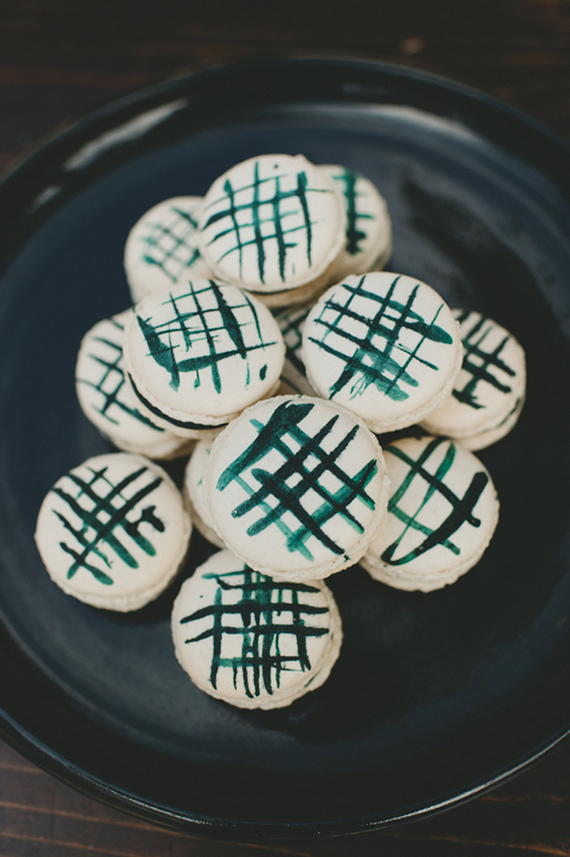Indigo dyed wedding inspiration | Photo by Spindle Photography | Read more - http://www.100layercake.com/blog/?p=71903