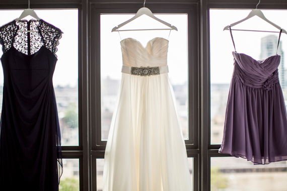 Brooklyn Winery wedding | Photo by Betsi Ewing Studio | Read more -  http://www.100layercake.com/blog/?p=72763