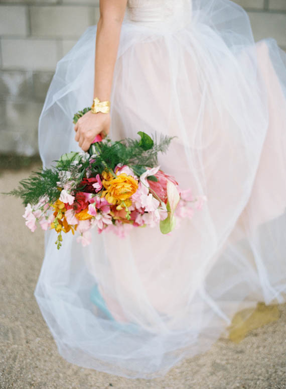 Tropical Summer wedding ideas | Photo by Ashley Kelemen | Event Design Sweet Emilia Jane | Read more - http://www.100layercake.com/blog/?p=72565