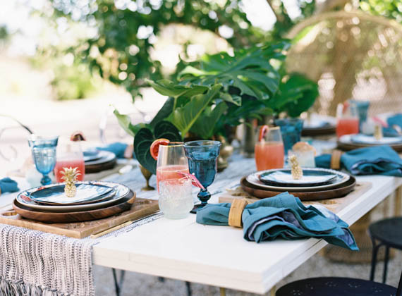 Tropical Summer wedding ideas | Photo by Ashley Kelemen | Event Design Sweet Emilia Jane | Read more - http://www.100layercake.com/blog/?p=72565