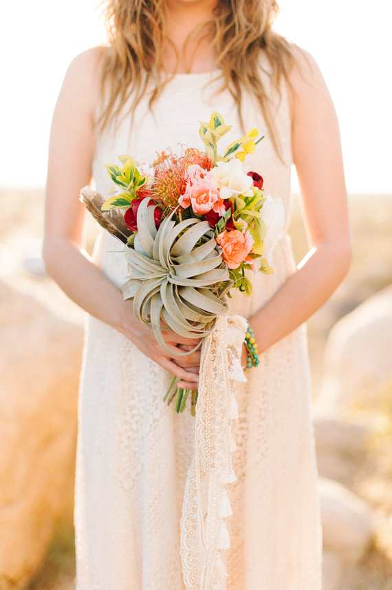 Free People inspired wedding inspiration | Styling and design by Collette Budd of Brier Rose Design | Photo by Daniel Cruz | Read more -  http://www.100layercake.com/blog/?p=74399