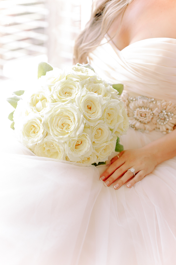 White rose bouquet | Photo by Annabella Charles Photography | Read more - http://www.100layercake.com/blog/?p=73999