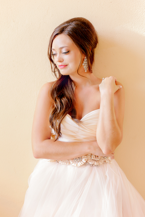 Blush Lazarro wedding dress | Photo by Annabella Charles Photography | Read more - http://www.100layercake.com/blog/?p=73999