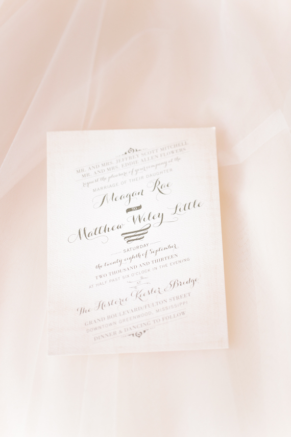 Calligraphy wedding invites | Photo by Annabella Charles Photography | Read more - http://www.100layercake.com/blog/?p=73999 shoes