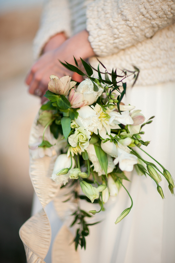 Natural and organic wedding inspiration | Photo by Claire Marika | Read more -  http://www.100layercake.com/blog/?p=74176