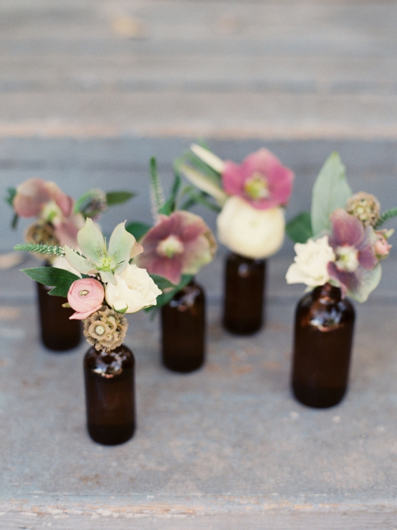 Rustic organic Austin Texas wedding | Photo by Michelle Boyd Photography | Read more - http://www.100layercake.com/blog/?p=74110