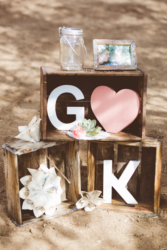  DIY Namibia campground wedding | Photo by Dear Heart Photos | Read more - http://www.100layercake.com/blog/?p=76284