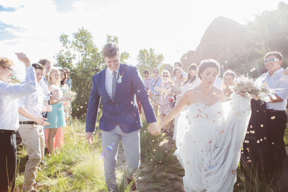  DIY Namibia campground wedding | Photo by Dear Heart Photos | Read more - http://www.100layercake.com/blog/?p=76284