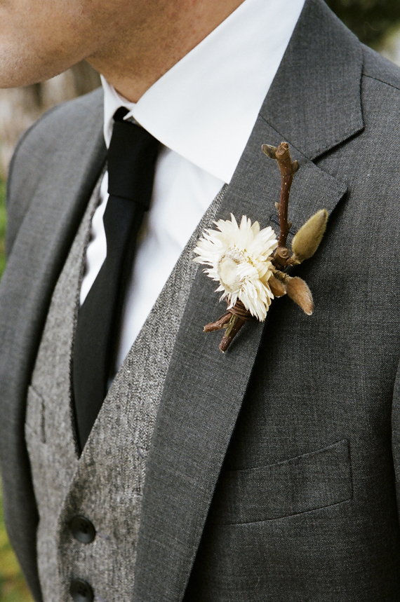 Earthy wedding inspiration | Photo by Brian Tropiano Photo | Read more - http://www.100layercake.com/blog/?p=76635