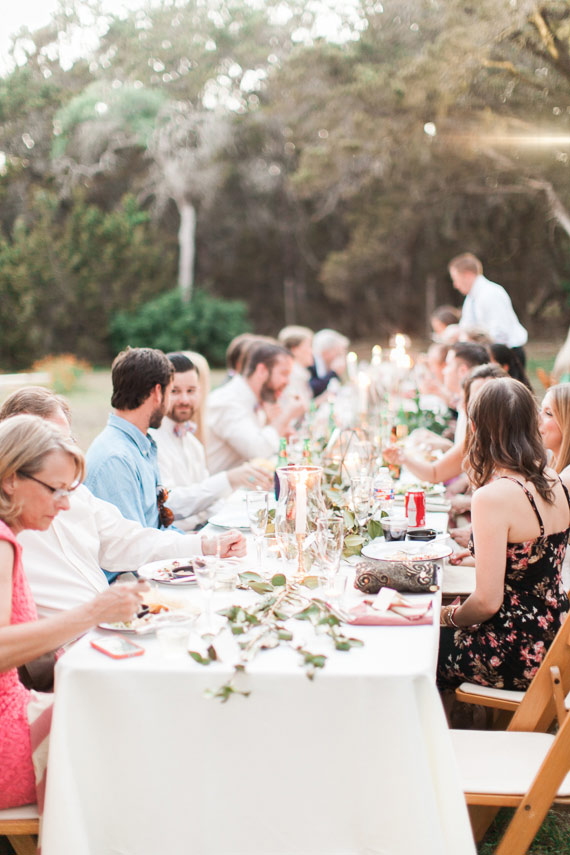 Intimate backyard reception |  Photo by J Bird Photography | Read more - http://www.100layercake.com/blog/?p=76549