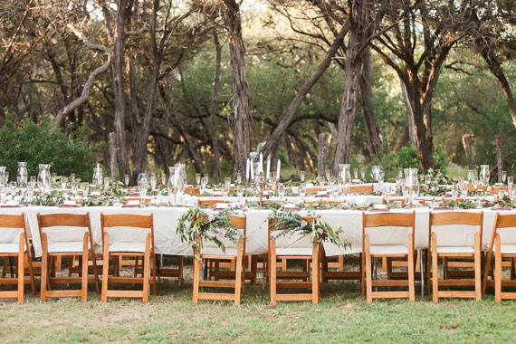 Intimate backyard reception |  Photo by J Bird Photography | Read more - http://www.100layercake.com/blog/?p=76549