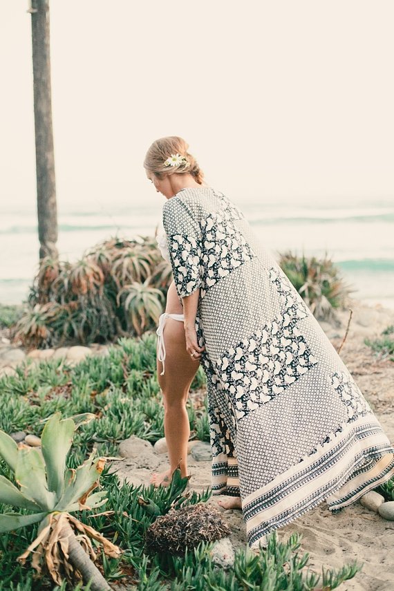 Hippie inspired wedding inspiration  | Photo by Megan Welker | Design and styling by Beijos Events | Read more - http://www.100layercake.com/blog/?p=77108