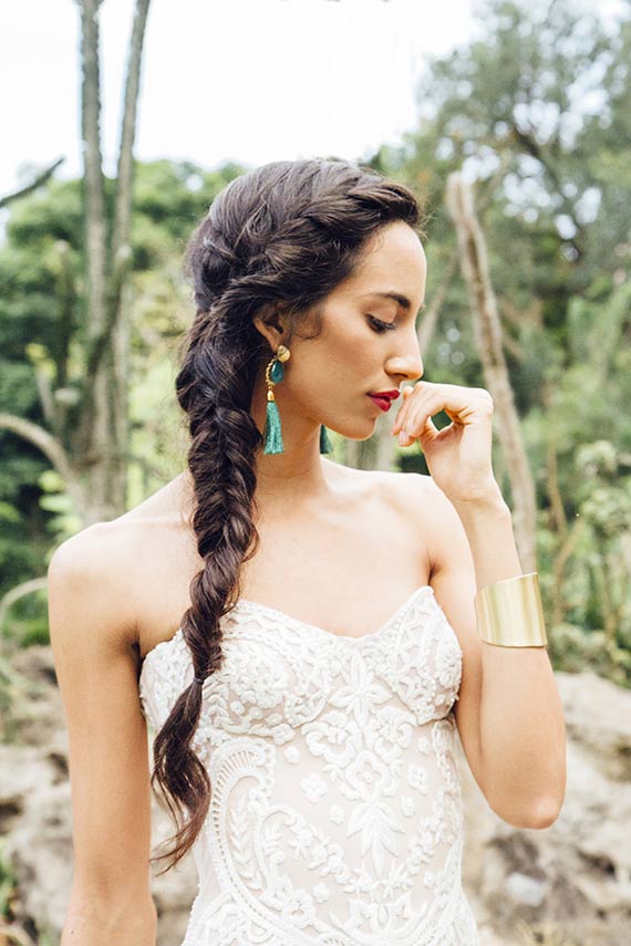 Peruvian inspired wedding ideas | Photo by Pabelona Studio | Read more - http://www.100layercake.com/blog/?p=79371