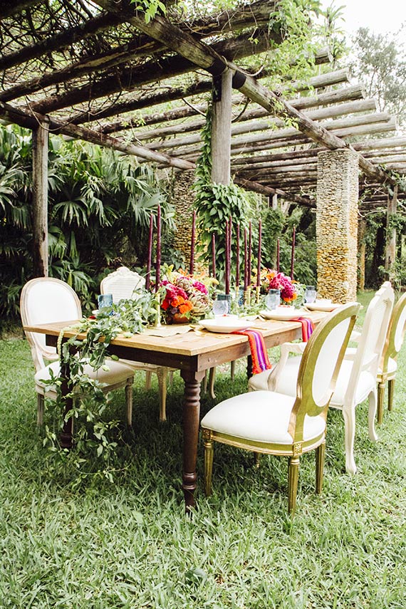 Peruvian inspired wedding ideas | Photo by Pabelona Studio | Read more - http://www.100layercake.com/blog/?p=79371