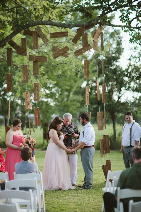 Rustic farmhouse vow renewals | Photo by  TESSA J | Read more - http://www.100layercake.com/blog/?p=78358