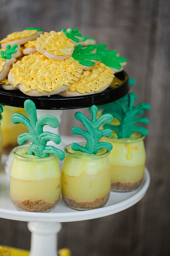 A pineapple-themed birthday party | Photo by KCB Photography | Read more -  http://www.100layercake.com/blog/?p=78833