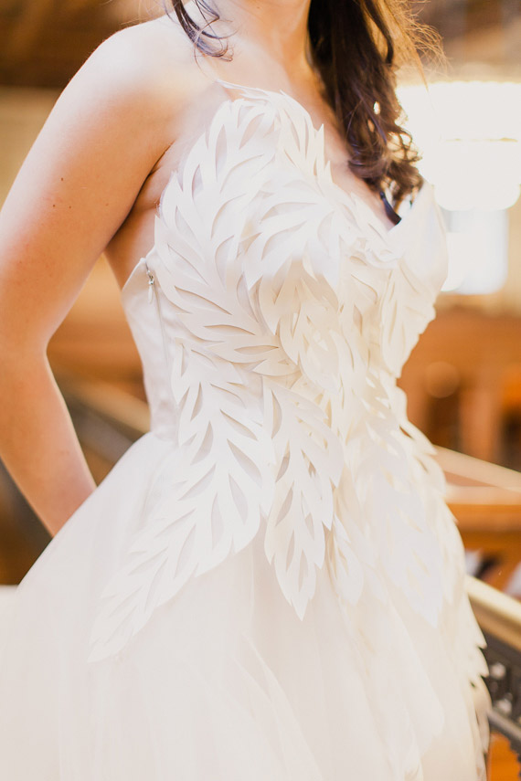 Winter wedding inspiration at the New York Public Library | Photo by His and Her weddings | Read more - http://www.100layercake.com/blog/?p=79390