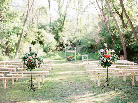 Late Summer mid-west wedding | Photos by Sawyer Baird | Read more - http://www.100layercake.com/blog/?p=79569
