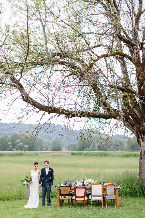 Rustic watercolor wedding inspiration | Photo by Anthem Photography | Read more - http://www.100layercake.com/blog/?p=81311