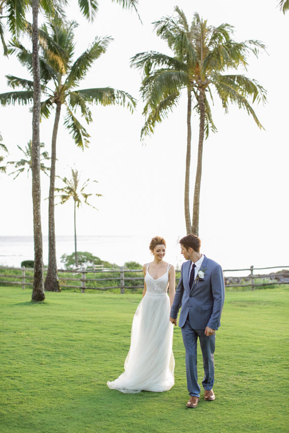 Tropical Maui destination wedding ideas | Photo by Brandon Kidd Photo | Read more - http://www.100layercake.com/blog/?p=80611
