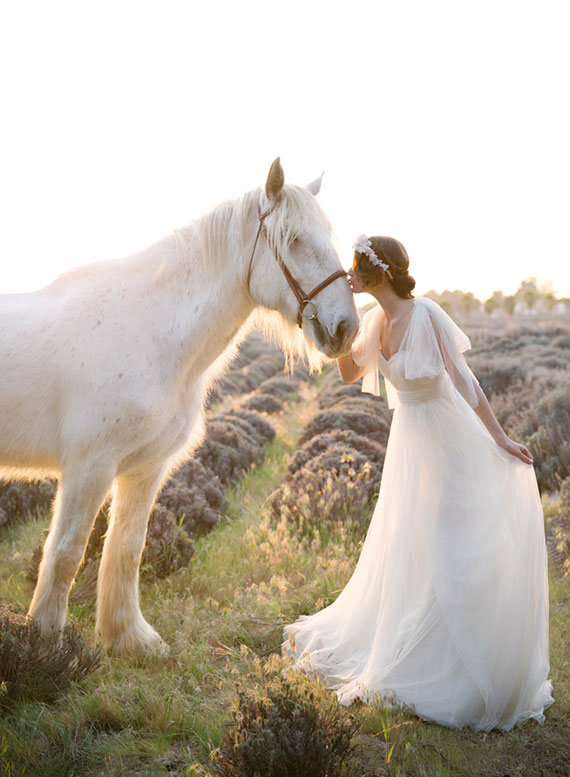 Lilac wedding inspiration | Photo by Stephanie Williams | 100 Layer Cake