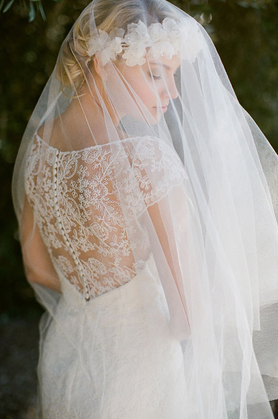 Lilac wedding inspiration | Photo by Stephanie Williams | 100 Layer Cake