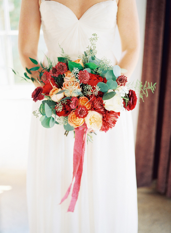 Warm red and gold wedding ideas | Photo by Nicole Berrett Photography | Read more - http://www.100layercake.com/blog/?p=81653 
