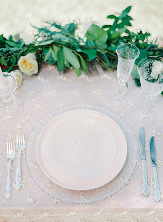White garden wedding inspiration | Photo by Melanie Gabrielle | Read more - http://www.100layercake.com/blog/?p=81565
