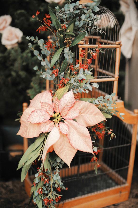Charles Dickens themed Christmas wedding inspiration | Photo by Gideon Photo | Design and planning When Pigs Fly Events | Read more - http://www.100layercake.com/blog/?p=83655