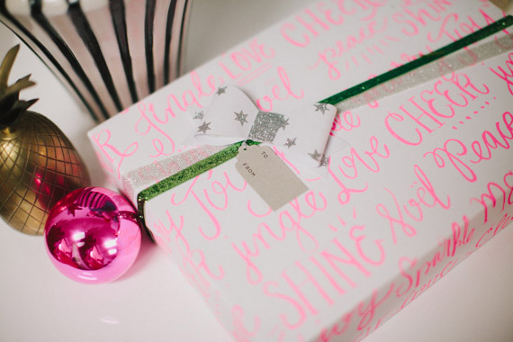 100 Layer Cake gift wrap party | Urbanic gift wrap | Photo by Fondly Forever