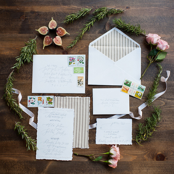 Intimate restaurant wedding inspiration | Photo by Sarah Box Photography | Read more - http://www.100layercake.com/blog/?p=84840
