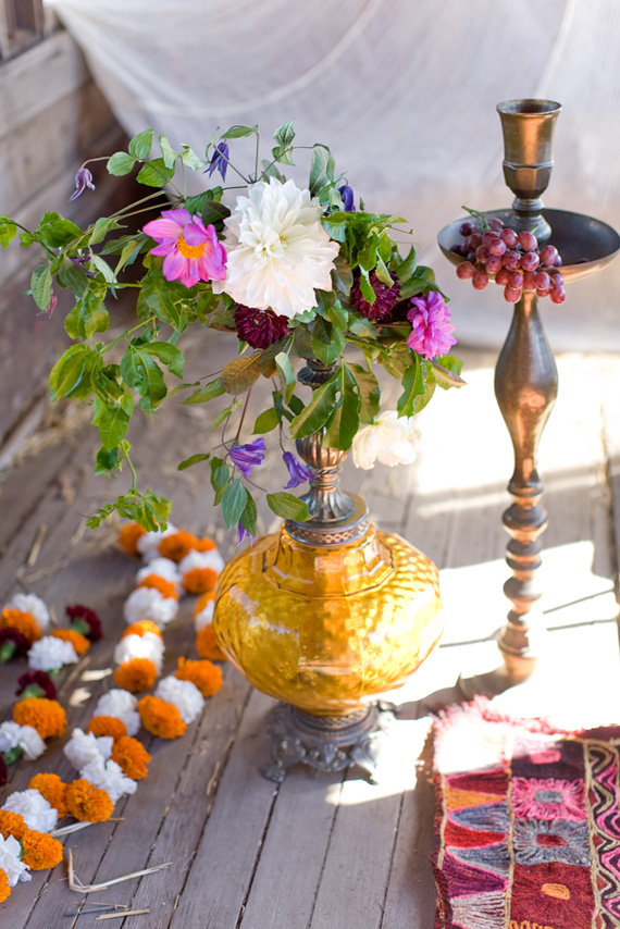 Rustic Moroccan wedding inspiration | Photo by Katie Beverley | Read more -  http://www.100layercake.com/blog/wp-content/uploads/2015/03/Rustic-moroccan-wedding-inspiration