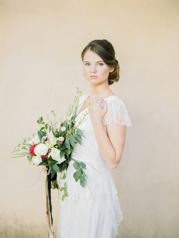 Tuscany bridal inspiration | Photo by  Sawyer Bair | Read more - http://www.100layercake.com/blog/wp-content/uploads/2015/03/Tuscany-wedding-inspiration 
