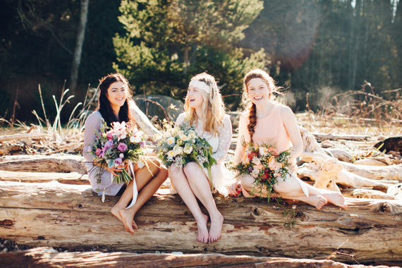 Bohemian floral inspiration  | Photo by  Catie Coyle Photography  | Read more - http://www.100layercake.com/blog/wp-content/uploads/2015/04/Bohemian-floral-inspiration