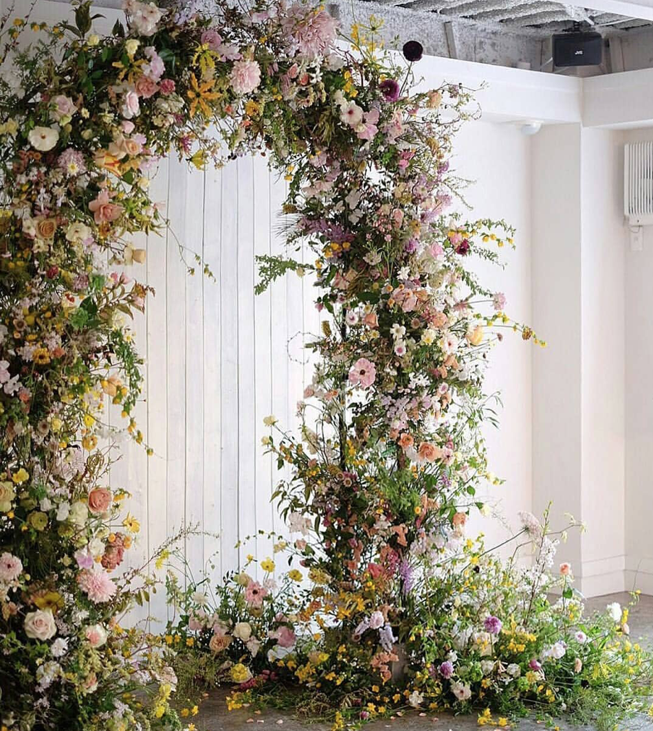 Amazing floral arch