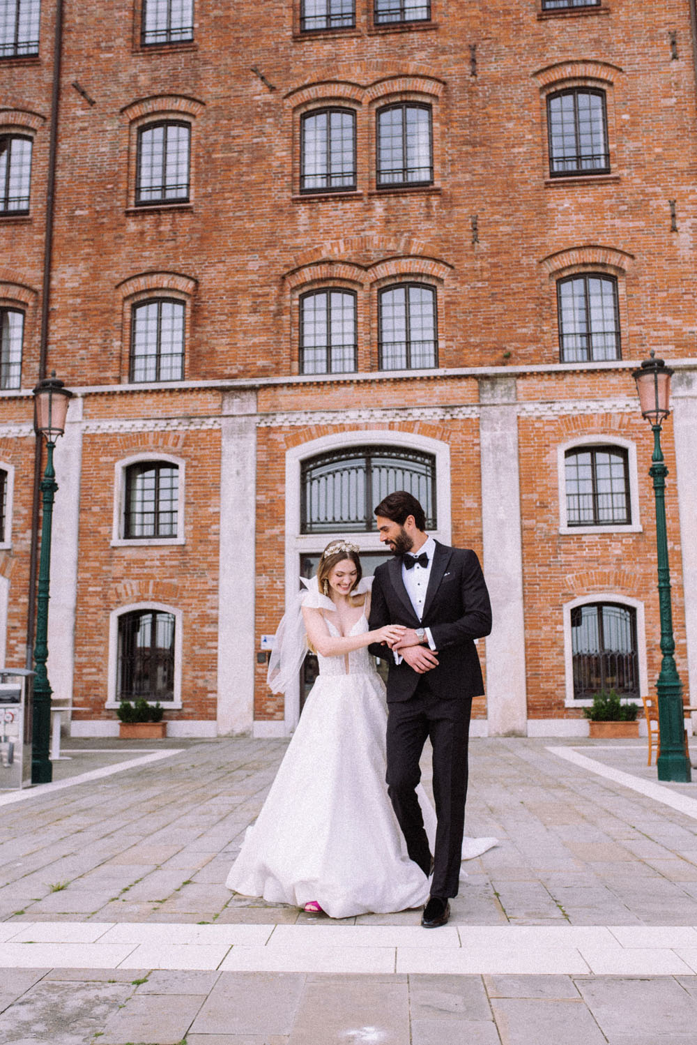 Glam micro wedding in Venice, Italy