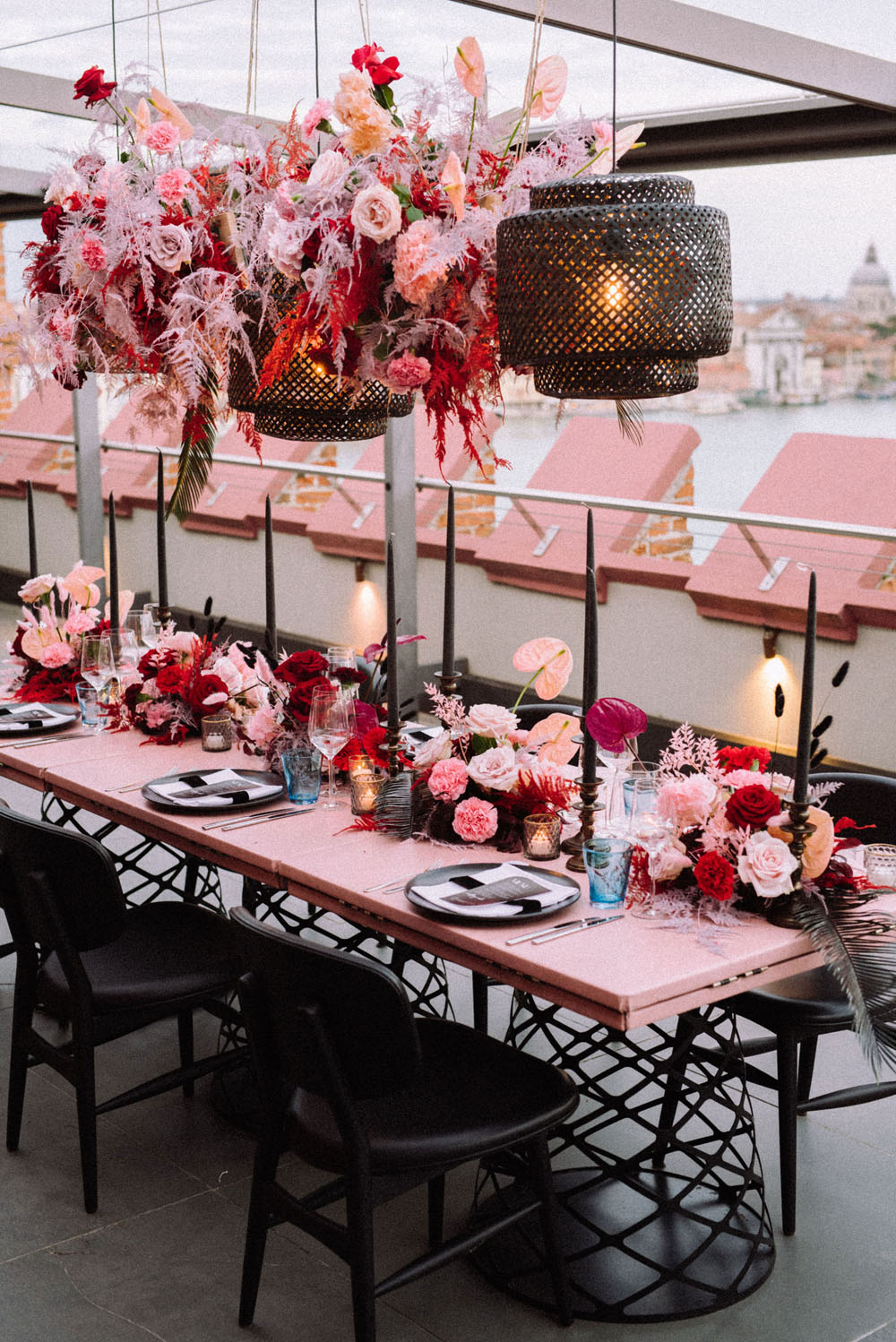 Glam micro wedding in Venice, Italy