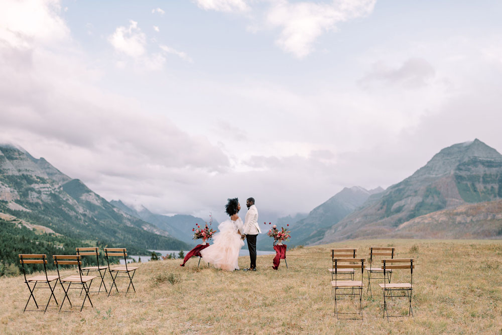Stunning views meet fine art details in this fall Canada elopement