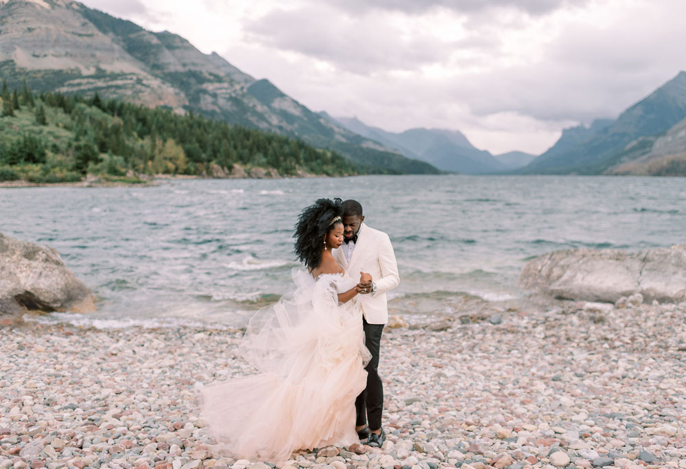 Stunning views meet fine art details in this fall Canada elopement