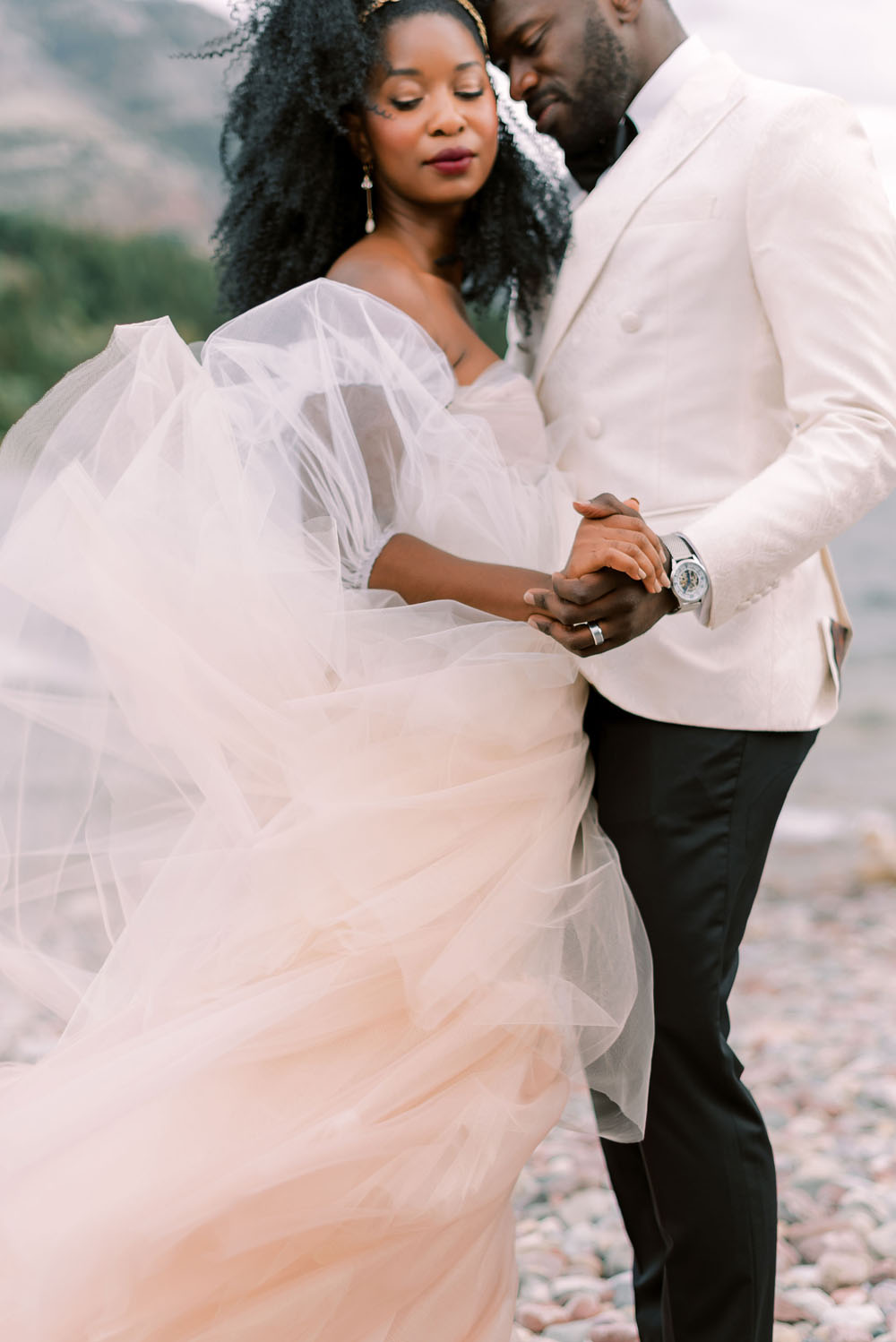 Stunning views meet fine art details in this fall Canada elopement