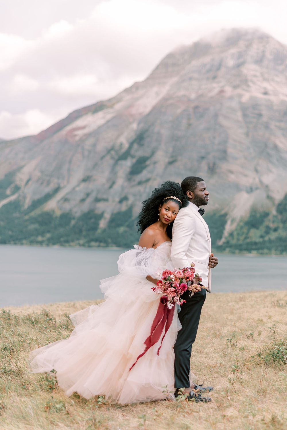 Stunning views meet fine art details in this fall Canada elopement