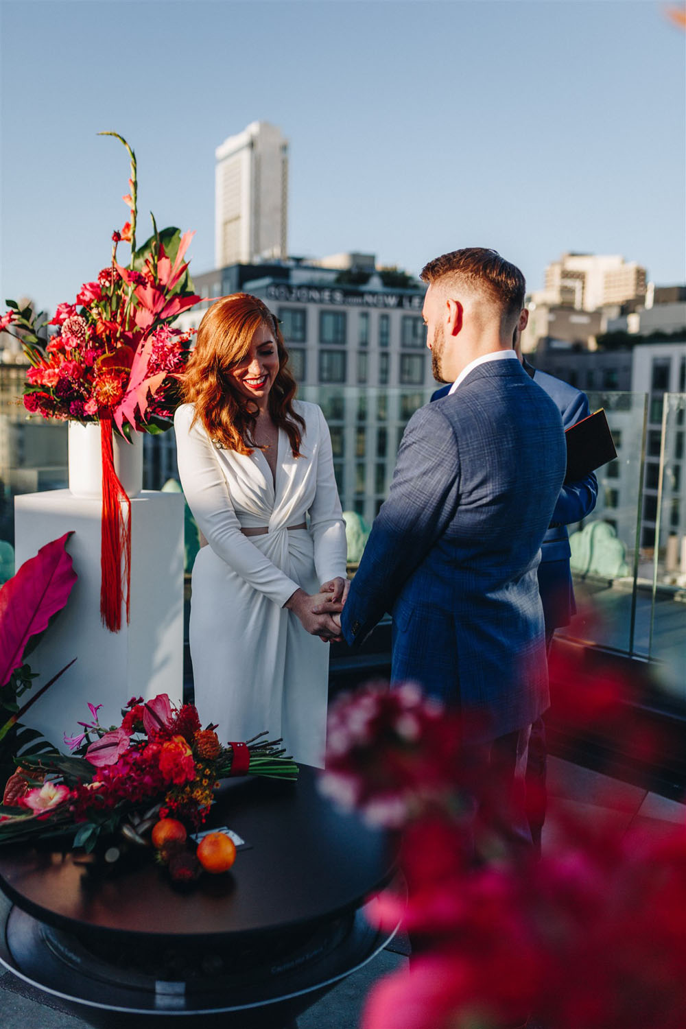Modern rooftop wedding at the San Francisco Proper Hotel