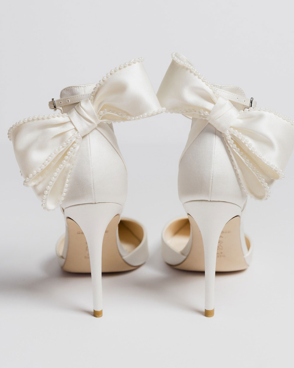 Mirabelle pearl bow shoes