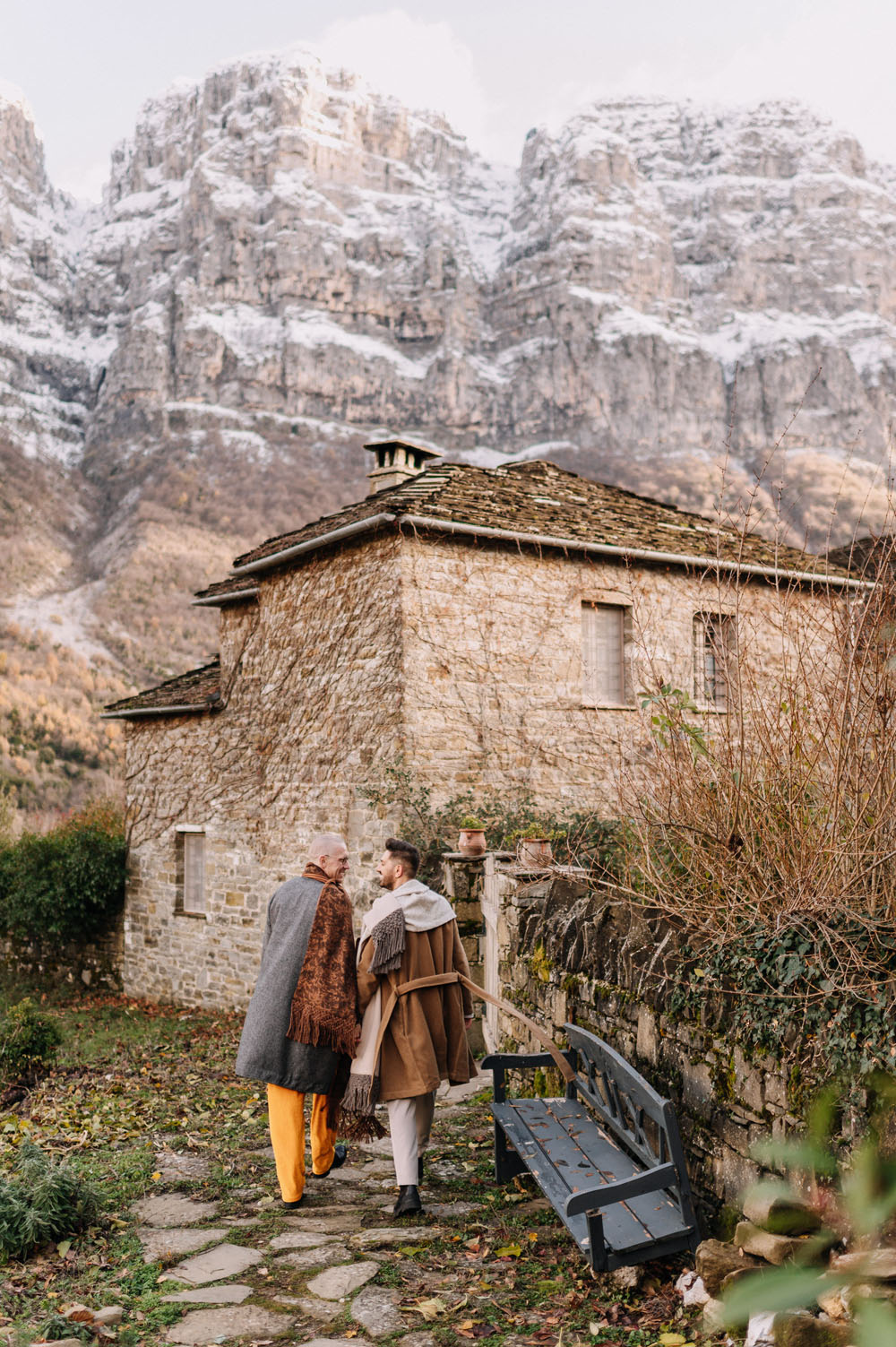 Winter elopement in the mountains of Greece