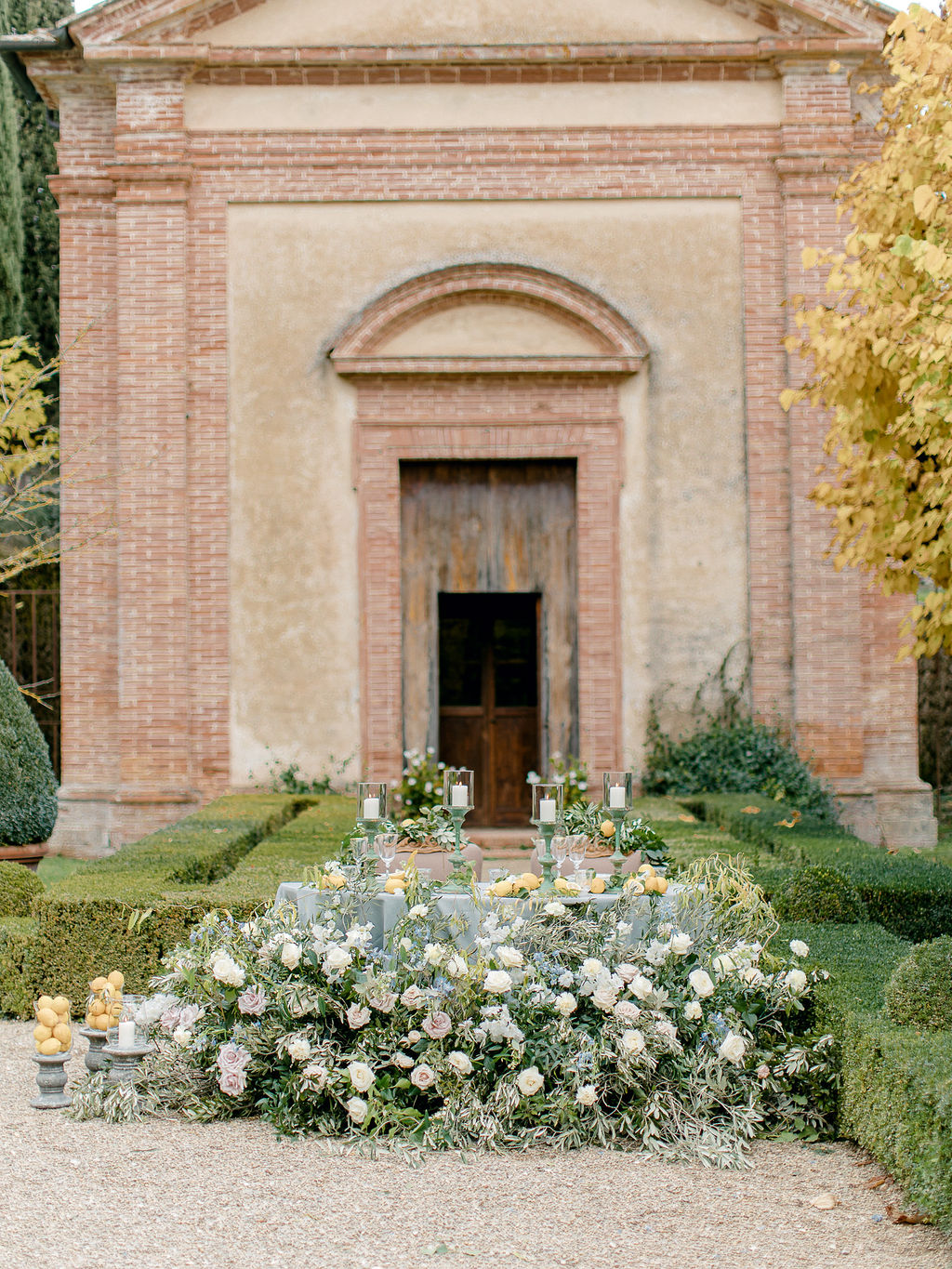 classic wedding in Tuscany
