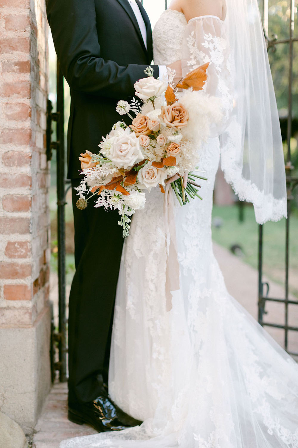 Modern Tuscan Boho Themed wedding