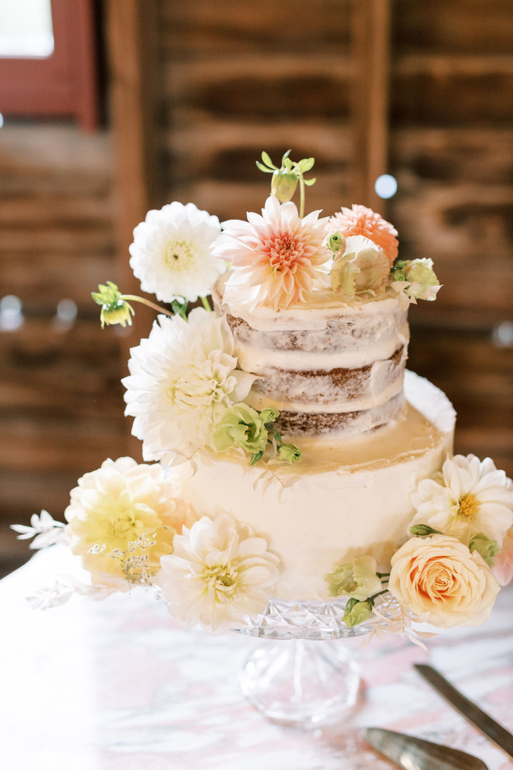 dahlia wedding cake for rustic barn wedding