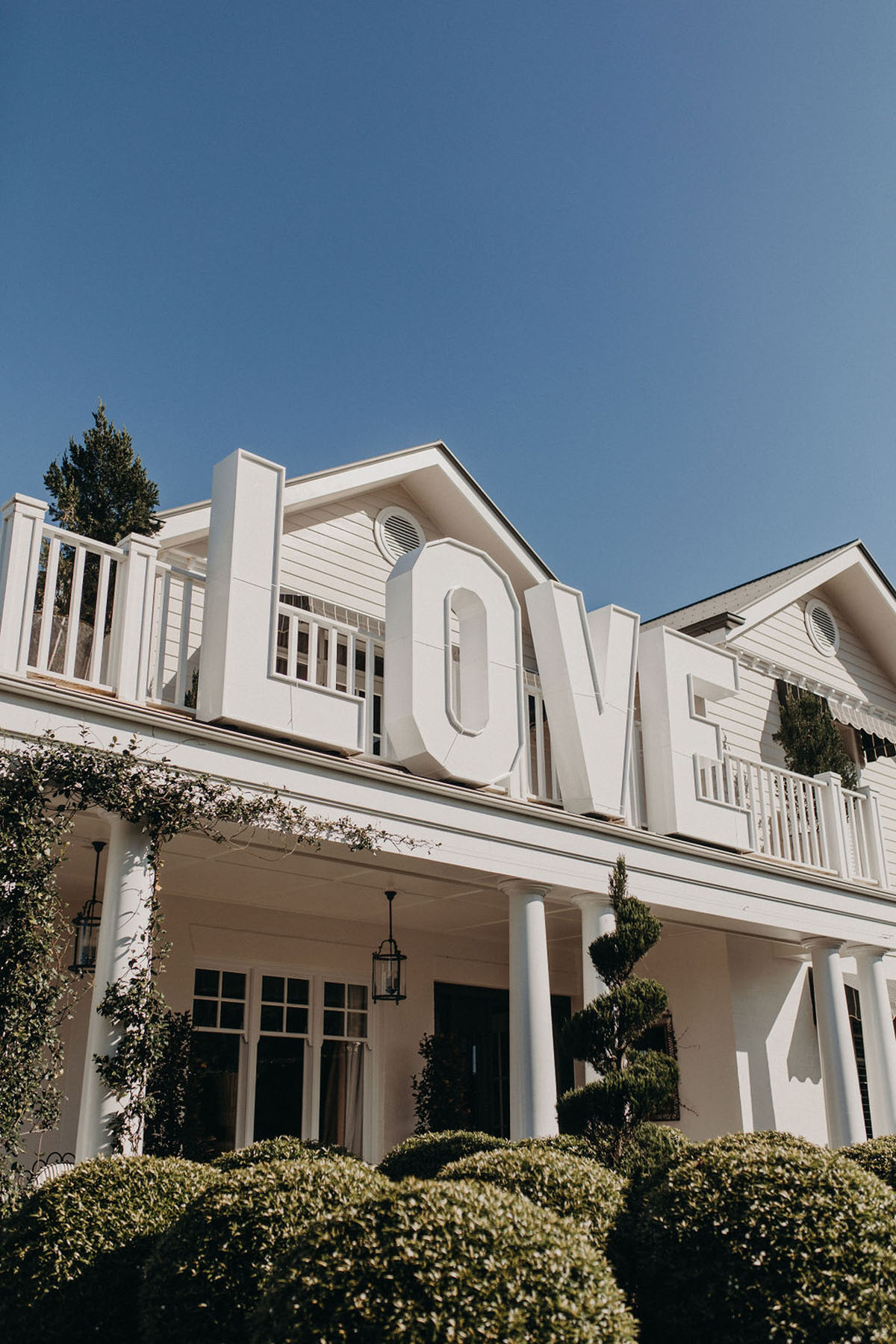 giant LOVE sign at wedding